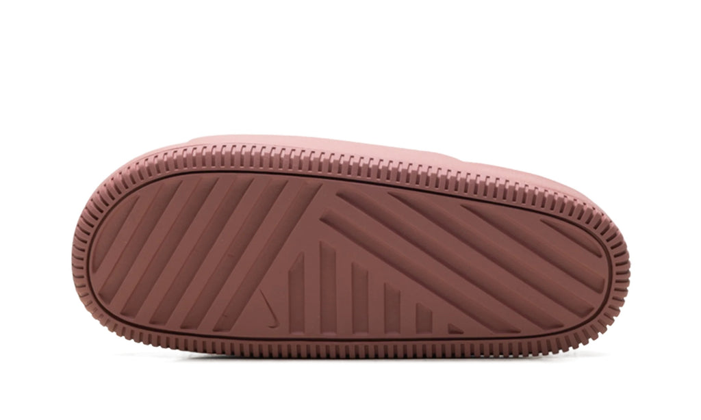 DX4816-601 Stadium Goods studio 5