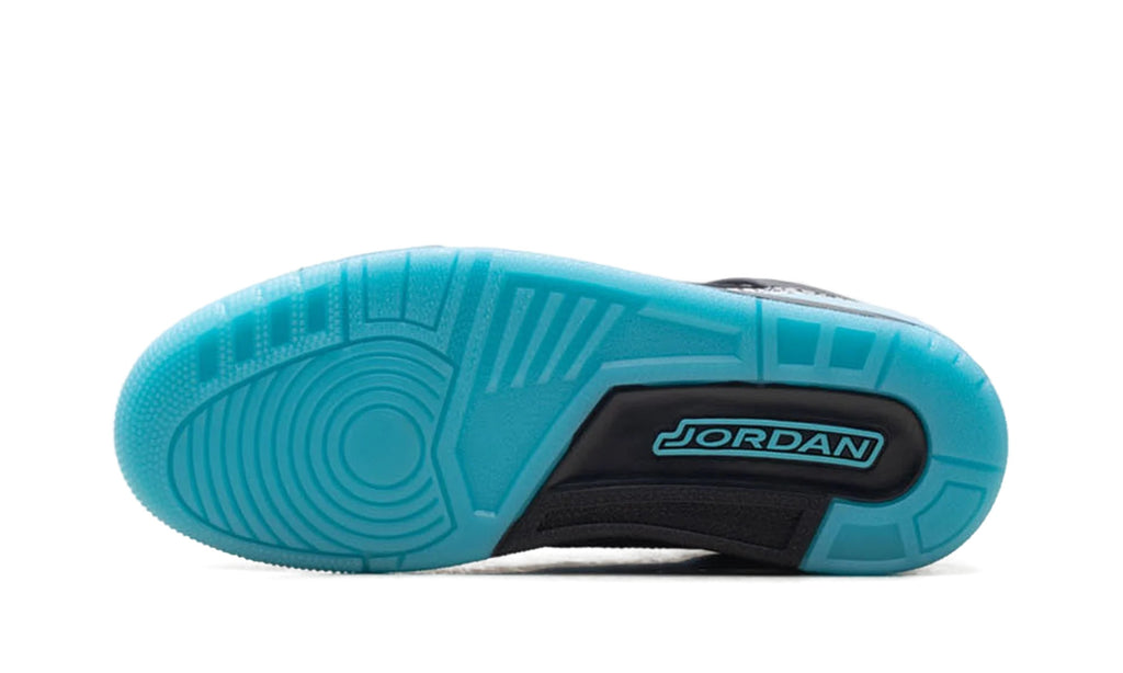 FQ1759-005 Stadium Goods studio 5