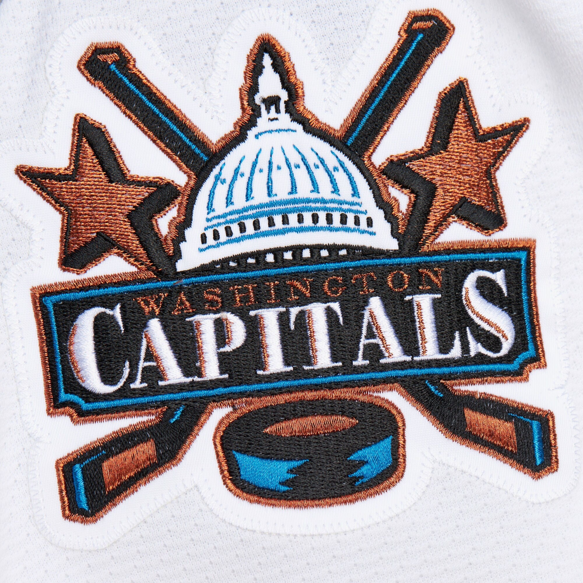 Mens Mitchell & Ness NHL WHITE JERSEY CAPITALS 2005 ALEXANDER OVECHKIN