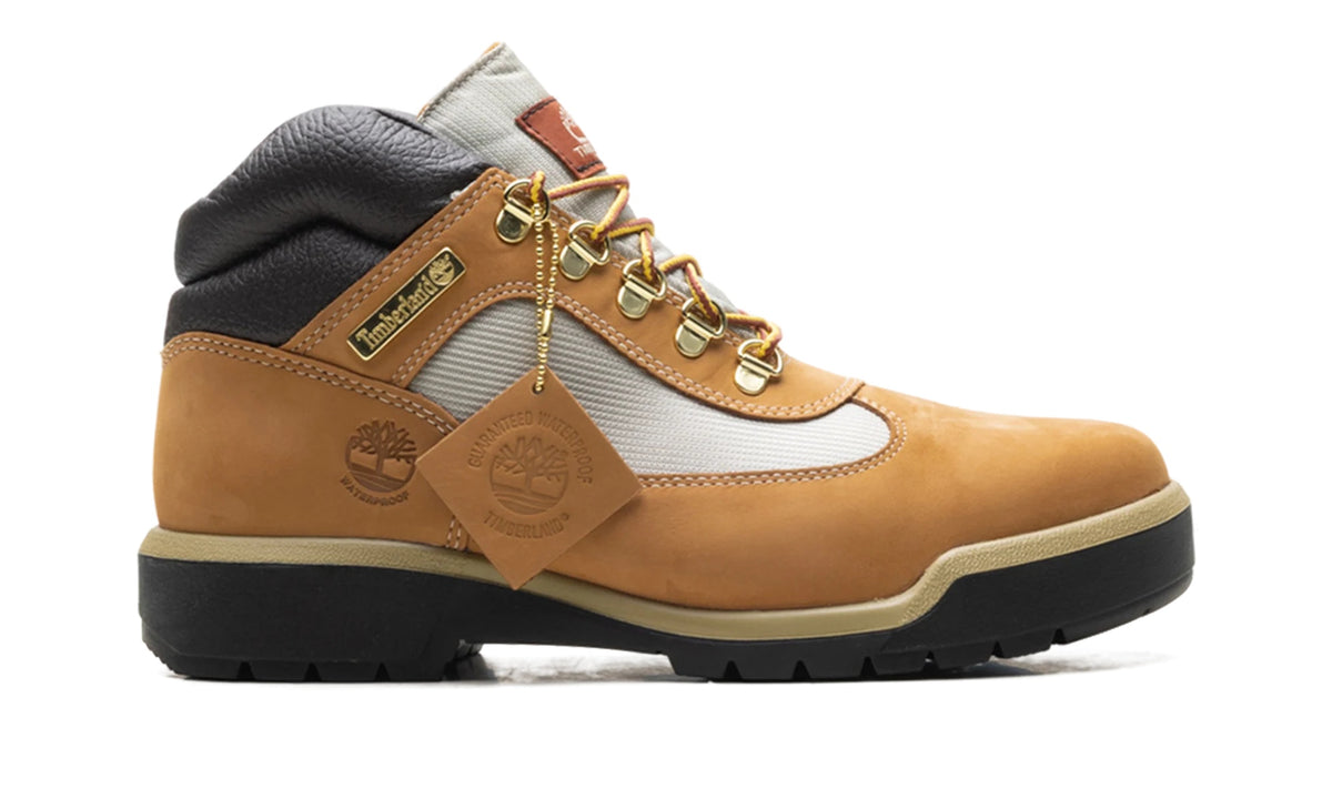 TB1A18RI231 Stadium Goods studio 6