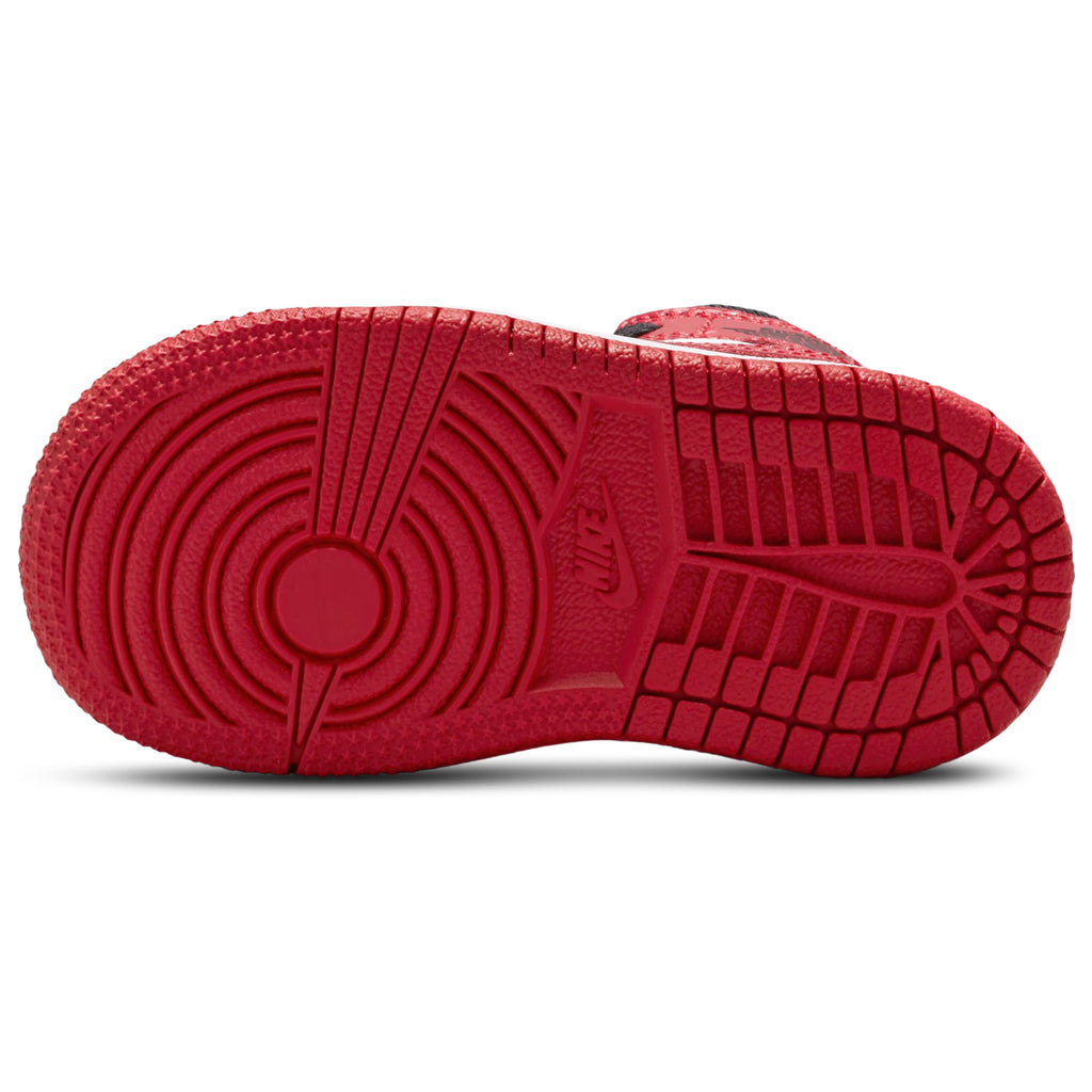 HV4729-006 Foot Locker 5