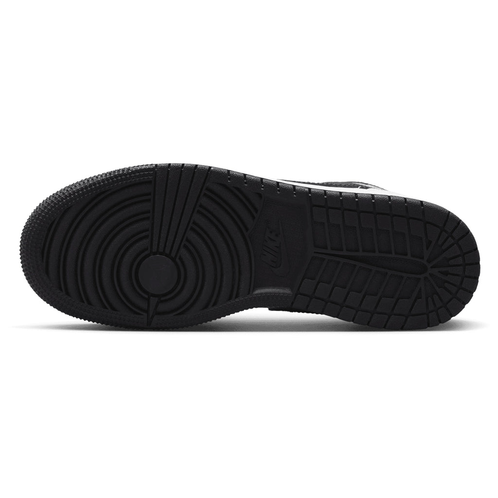 DQ8423-109 Foot Locker 5