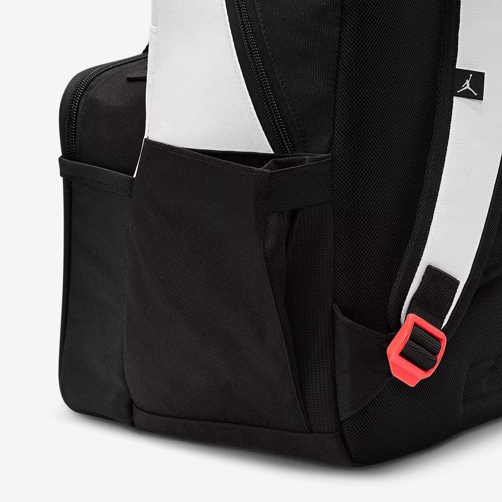 [9A0775-F00] ADULT AIR JORDAN LUNCHBOX BACKPACK 6