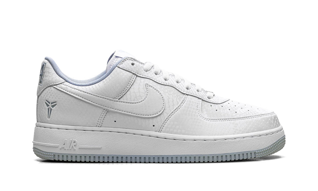 IB0018-103 Stadium Goods studio 6