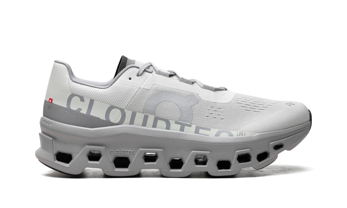 61.97788 Stadium Goods studio 6