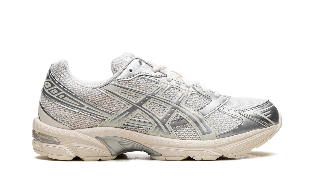 1203A997-100 Stadium Goods studio 6