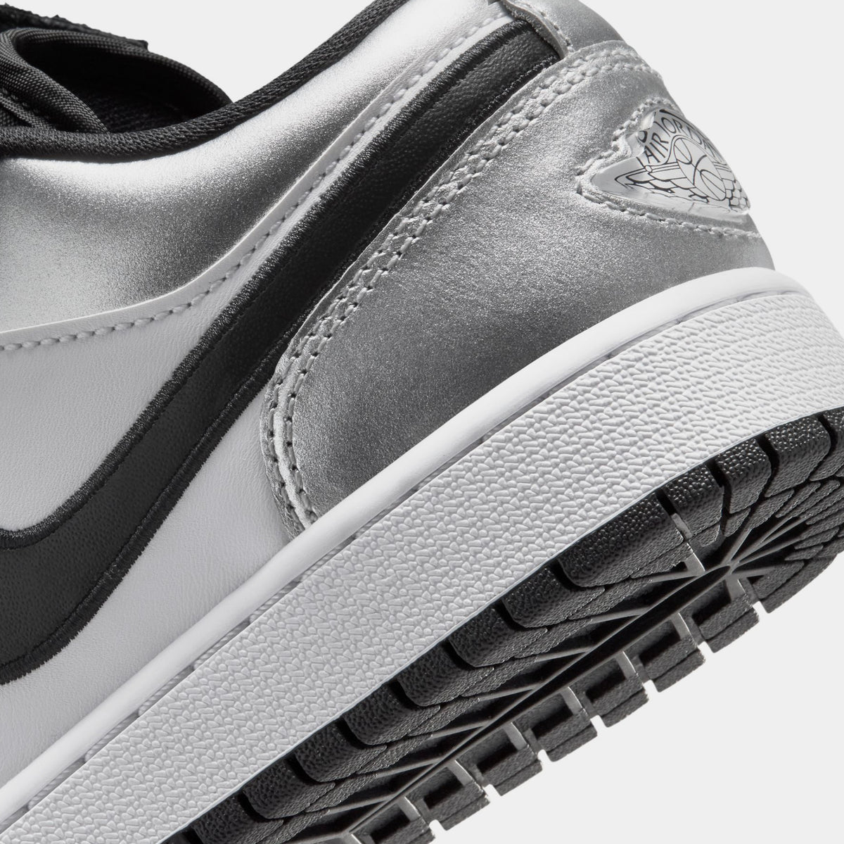 IR2310-100 shoepalace.com 6