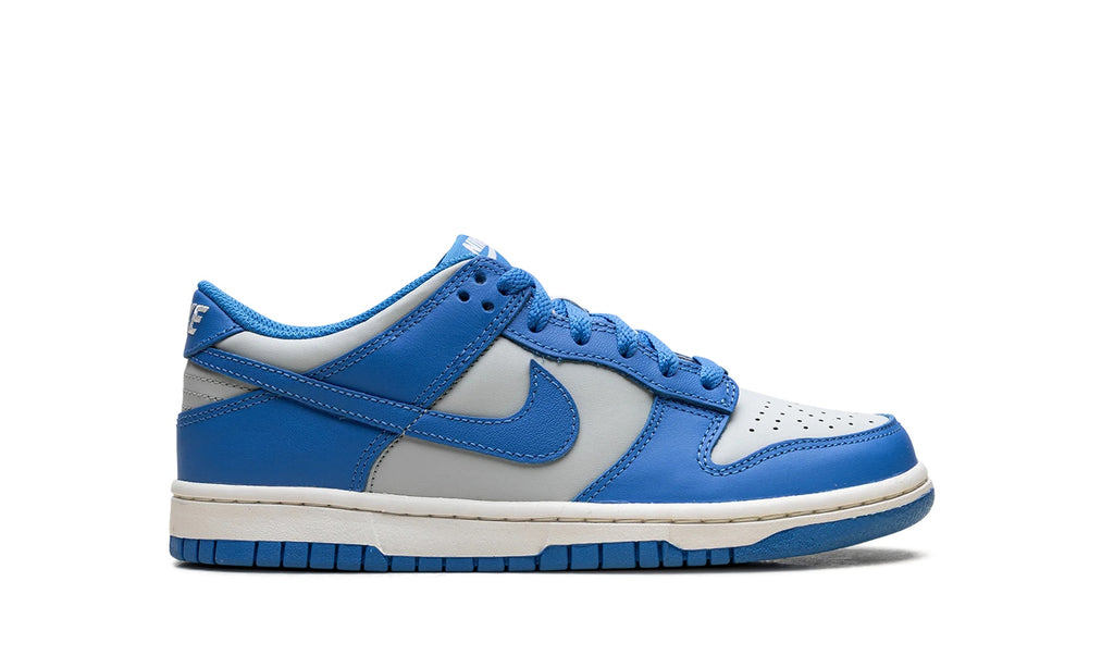 FB9109-004 Stadium Goods studio 6