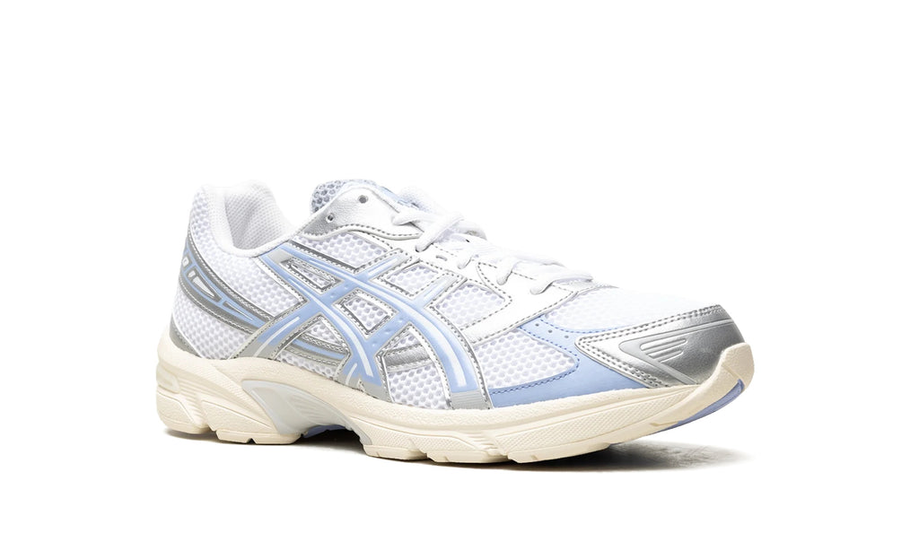 1203A609-107 Stadium Goods studio 7