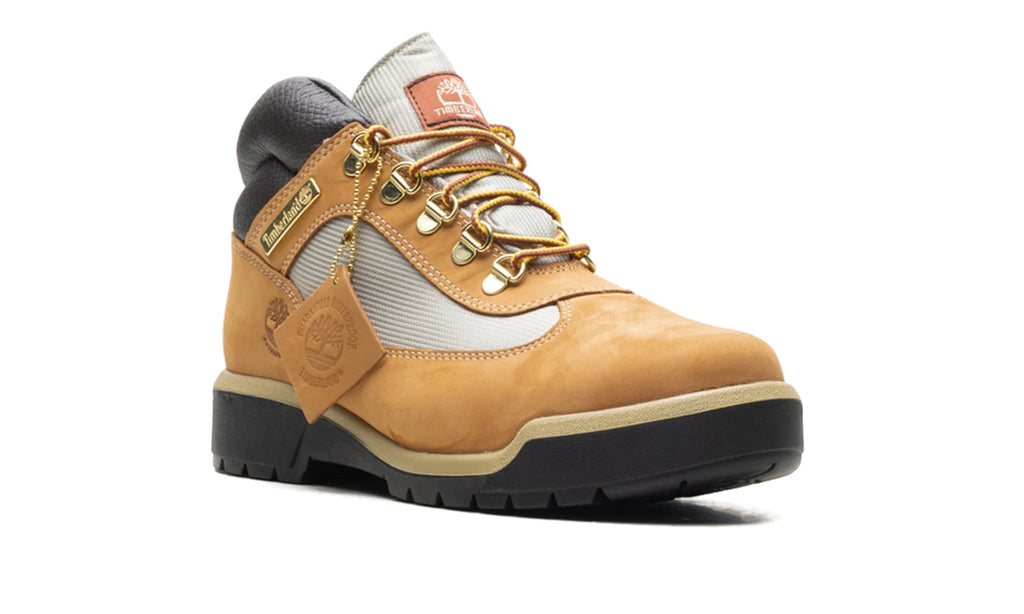 TB1A18RI231 Stadium Goods studio 7