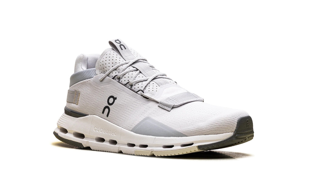 3ME30212202 Stadium Goods studio 7