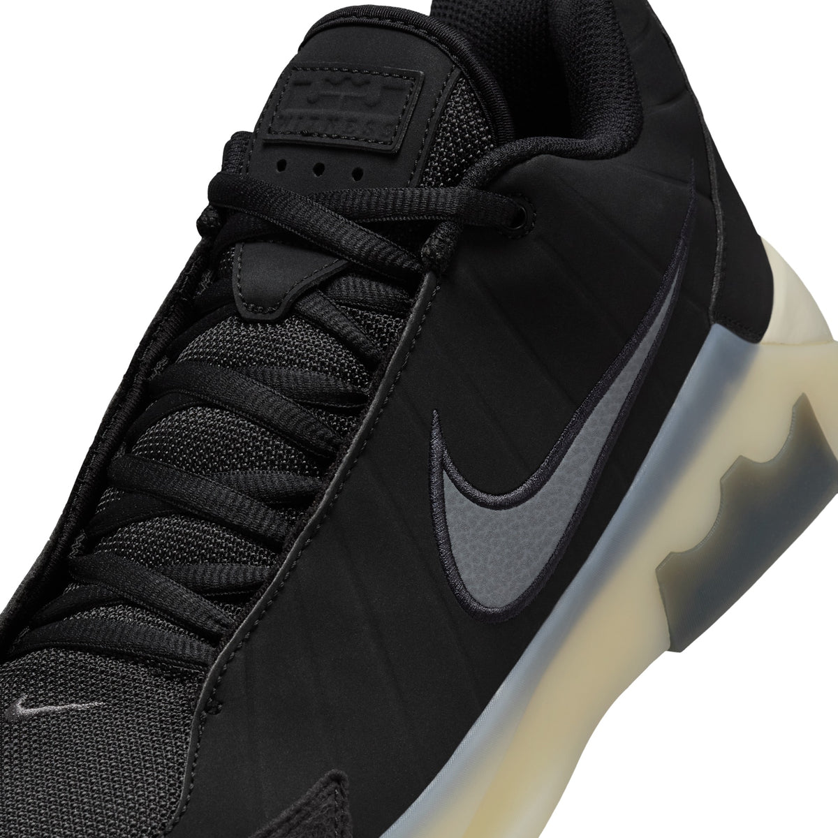 HQ8034-001 Nike.com 7