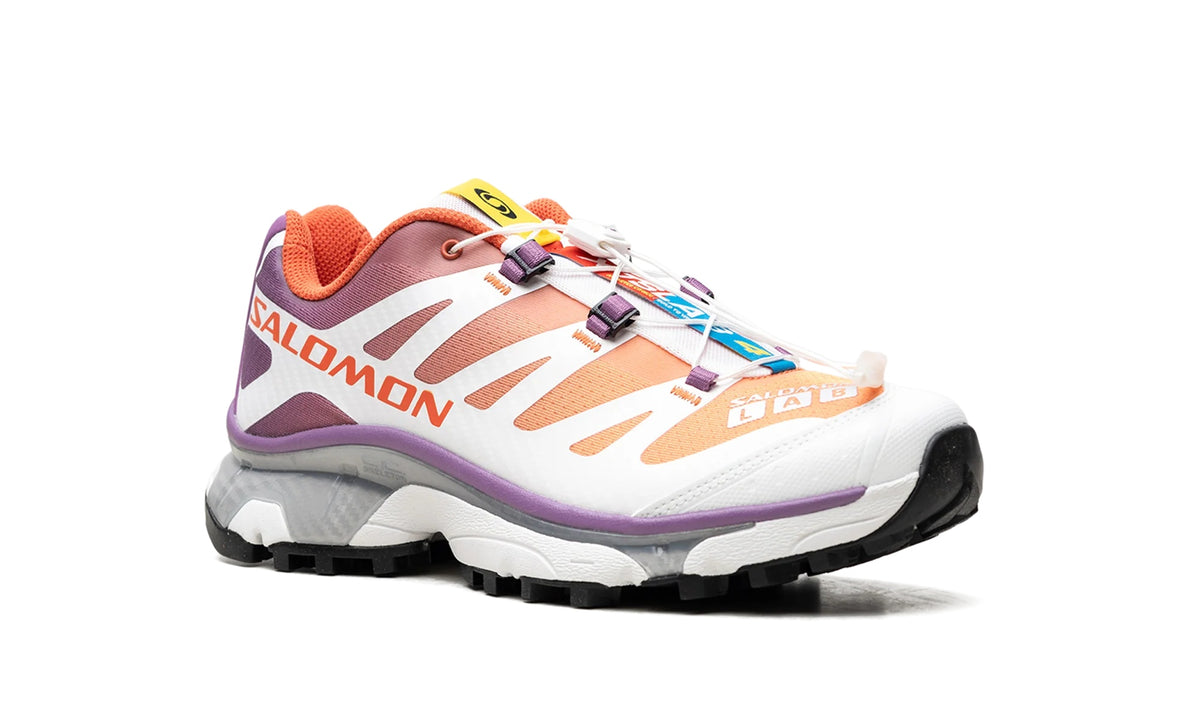 L49270700 Stadium Goods studio 7