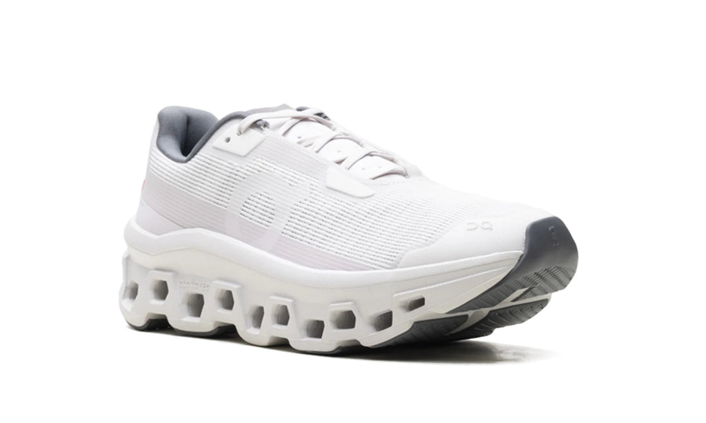 3WF10493045 Stadium Goods studio 7