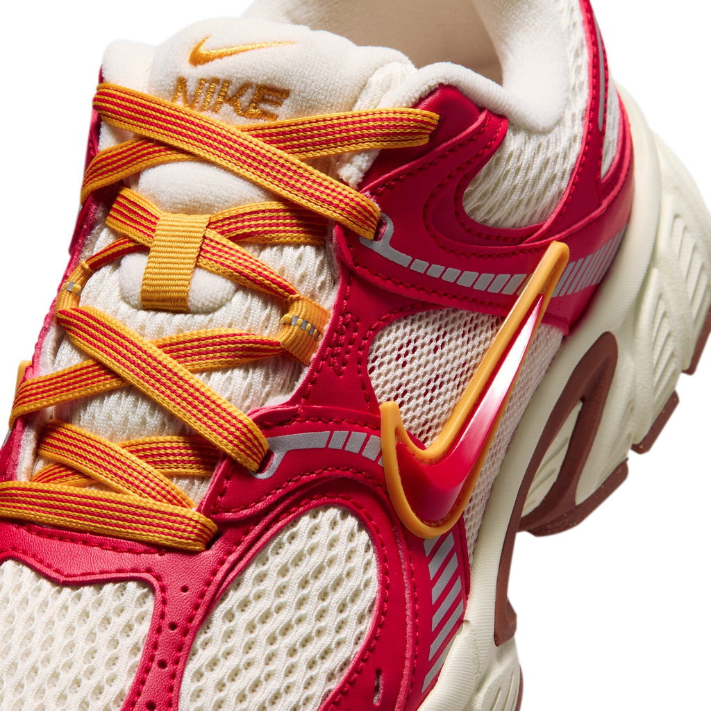 IV5728-657 Nike.com 7