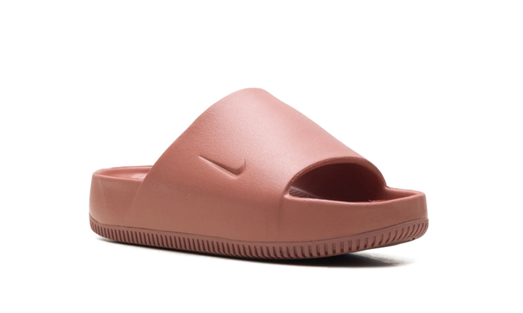 DX4816-601 Stadium Goods studio 7