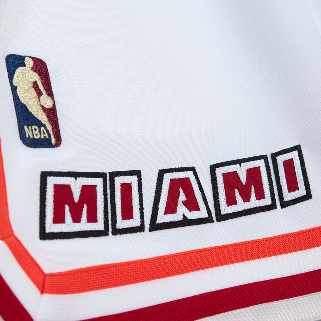 Mens Mitchell & Ness NBA HWC SHORTS HEAT 2007
