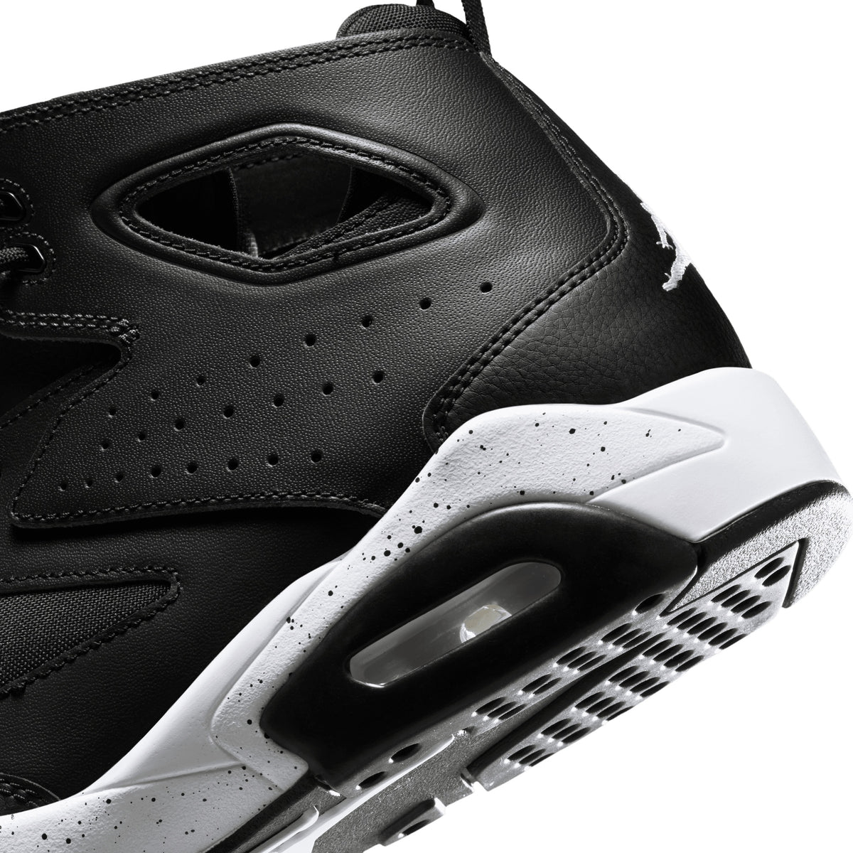 DC7329-001 Foot Locker 8