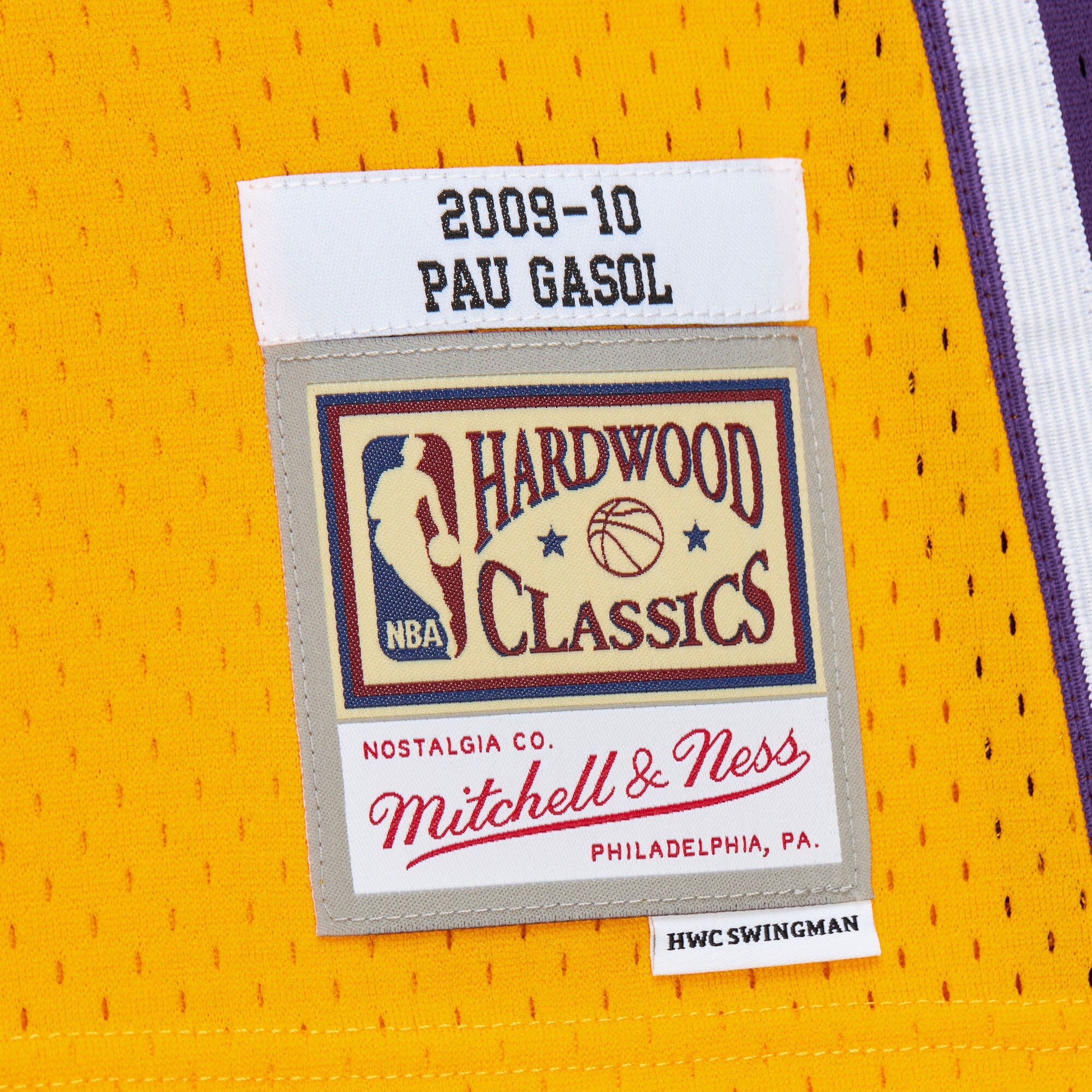 MENS MITCHELL & NESS GOLD JERSEY LAKERS 2009 PAU GASOL