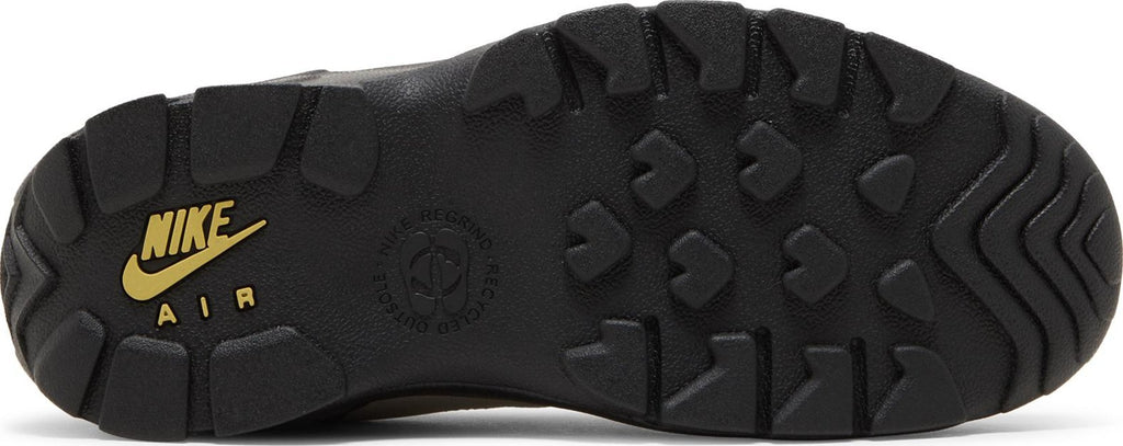 [DO9332-001] Mens Nike ACG Air Mada Low