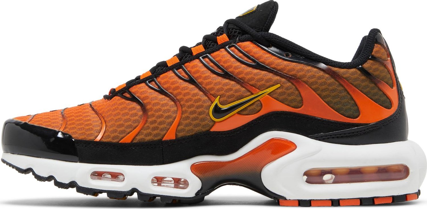 [DM0032-800] Mens Nike AIR MAX PLUS 'SAFETY ORANGE BLACK'