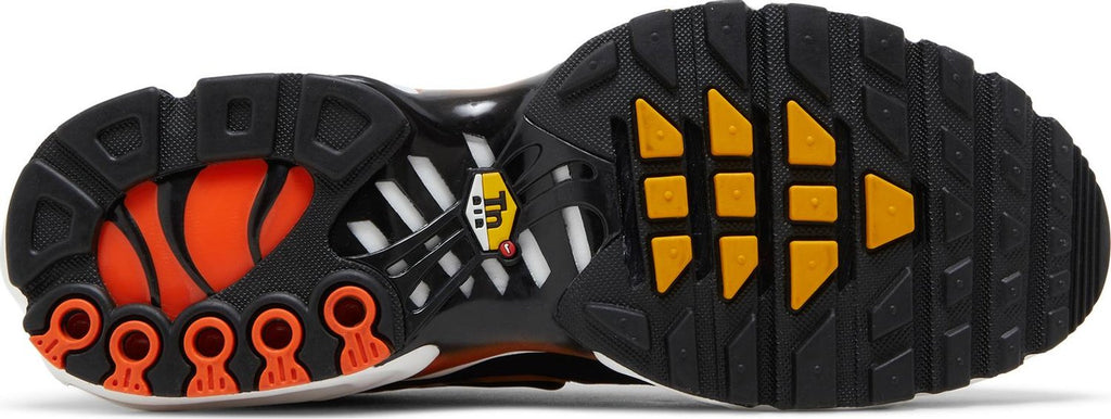 [DM0032-800] Mens Nike AIR MAX PLUS 'SAFETY ORANGE BLACK'