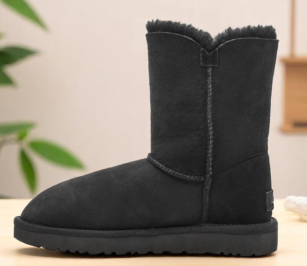 [1016226-BLK] Womens UGG BAILEY BUTTON II