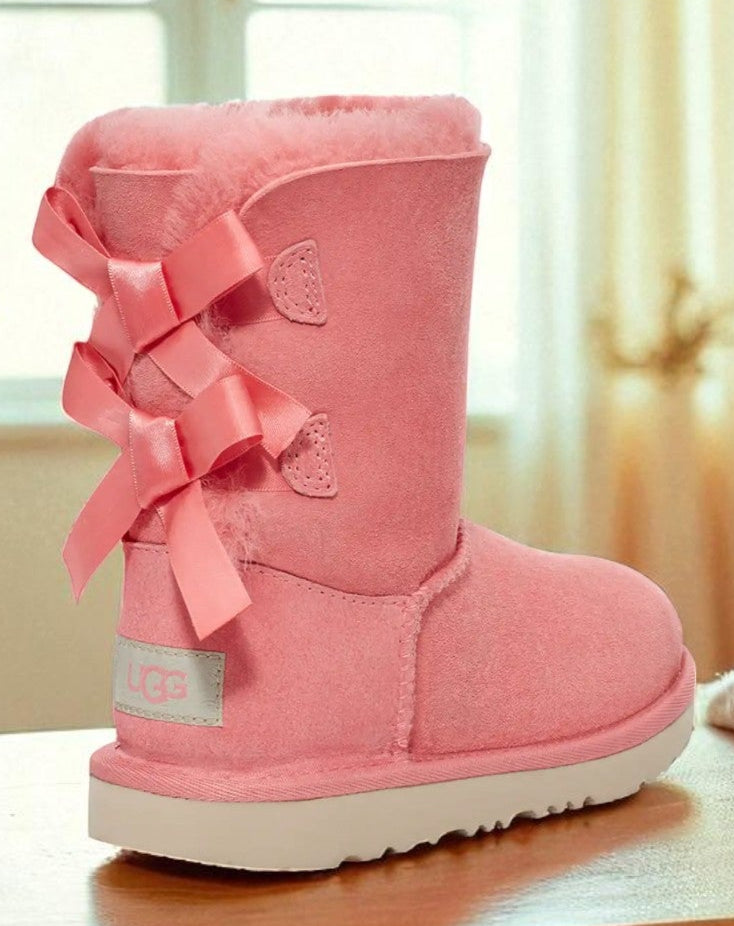 [1017394K-PBSM] Kids UGG BAILEY BOW II