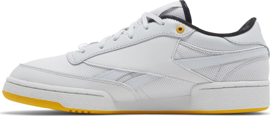 [100063056/HQ6205] Mens Reebok CLUB C REVENGE