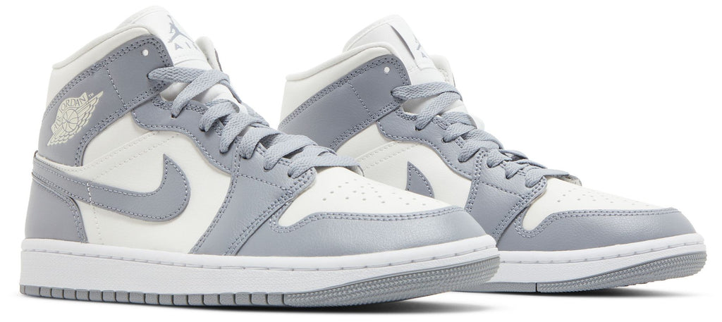 [BQ6472-115] WOMENS AIR JORDAN RETRO 1 MID 'STEALTH'