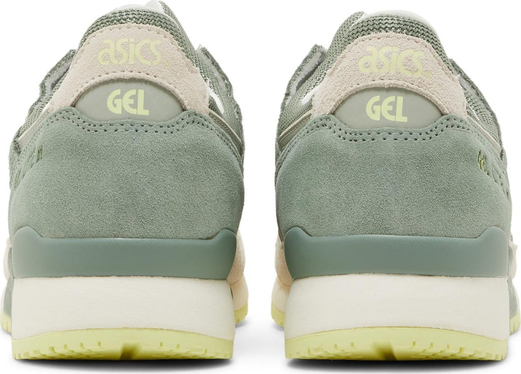 [1201A832-101] Mens Asics GEL-LYTE III OG