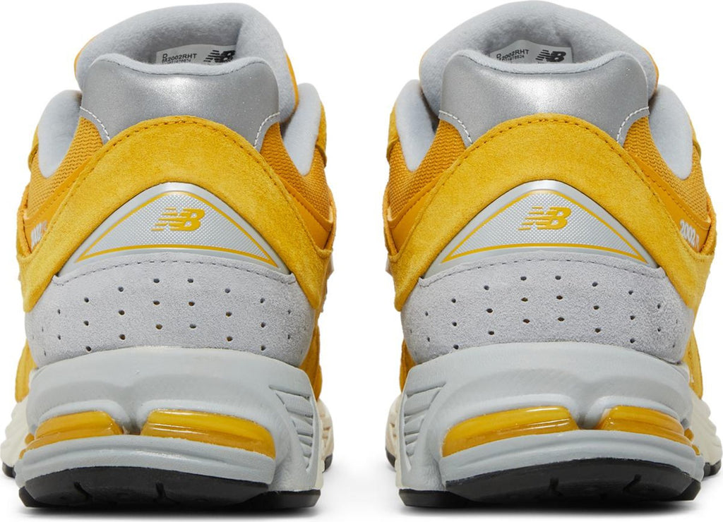[M2002RHT] Mens New Balance 2002R 'Egg yolk'