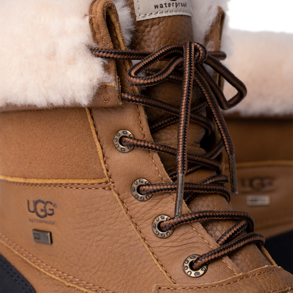 [1095141-CHE] WOMENS UGG ADIRONDACK BOOT III