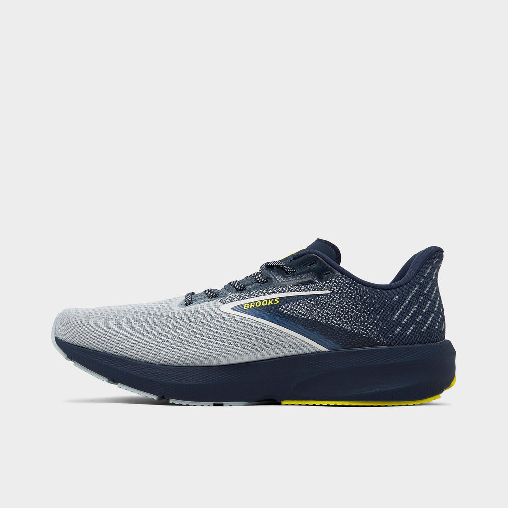[1104091D.009] MENS BROOKS LAUNCH 10