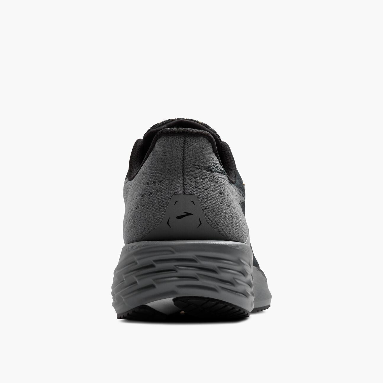 [1104501D.077] MENS BROOKS LAUNCH 11