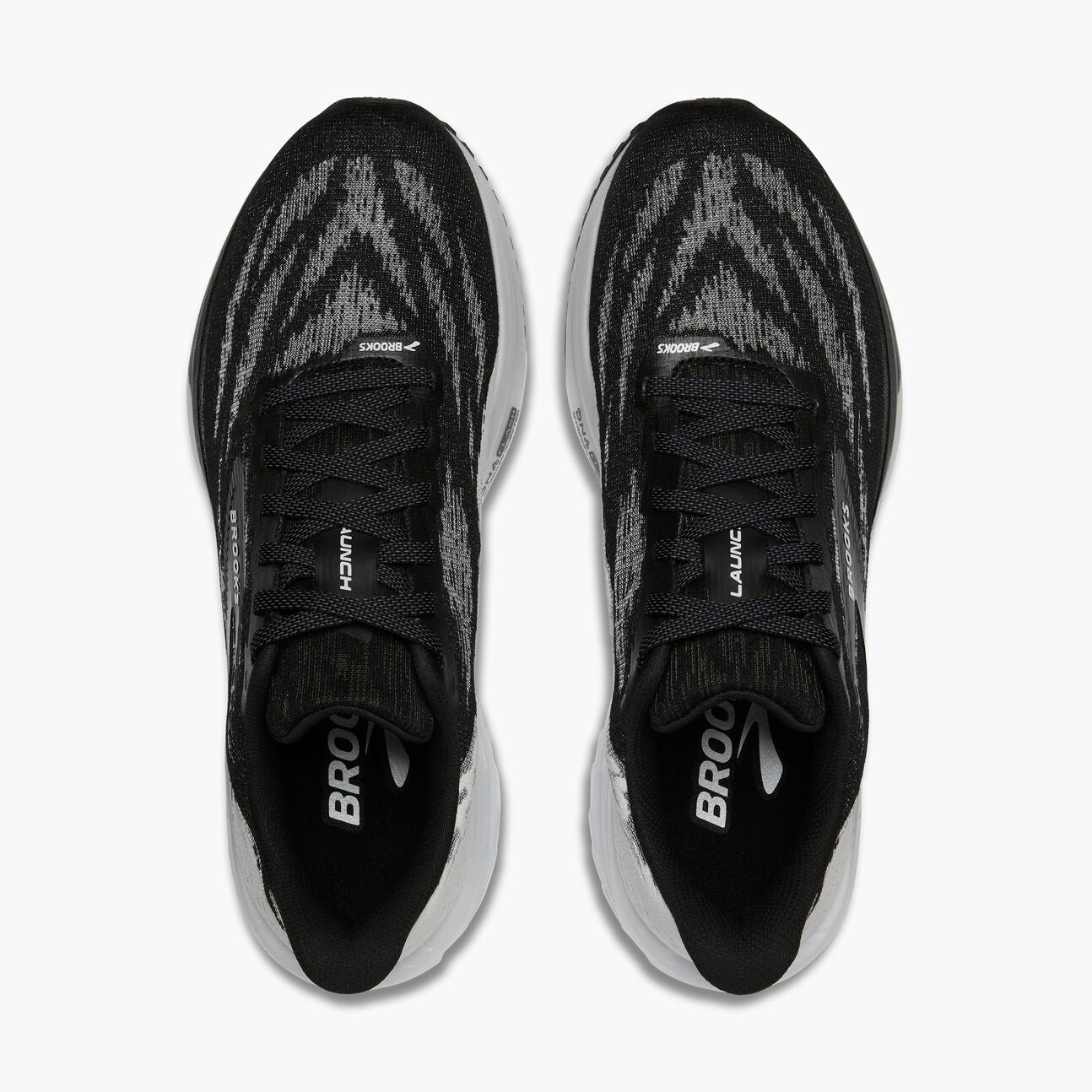[1104501D.087] MENS BROOKS LAUNCH 11