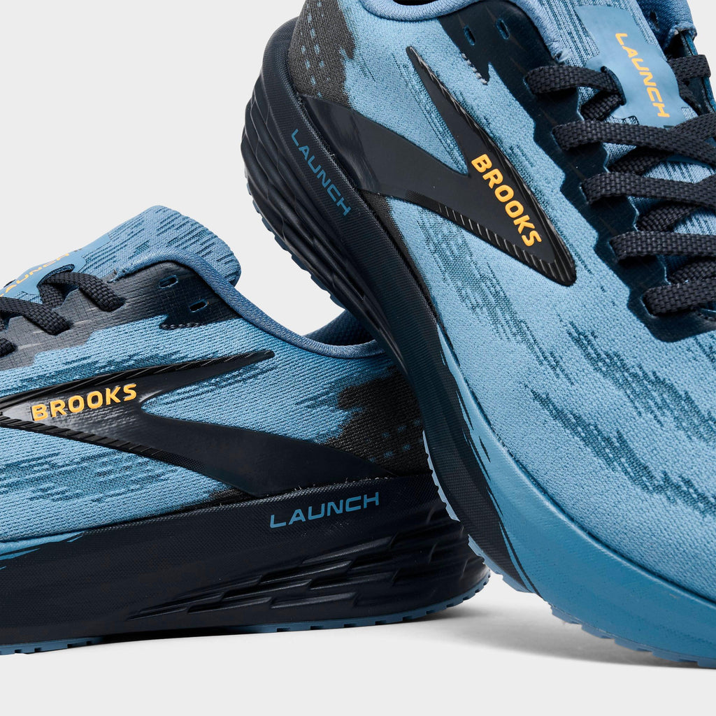 [1104501D.461] MENS BROOKS LAUNCH 11