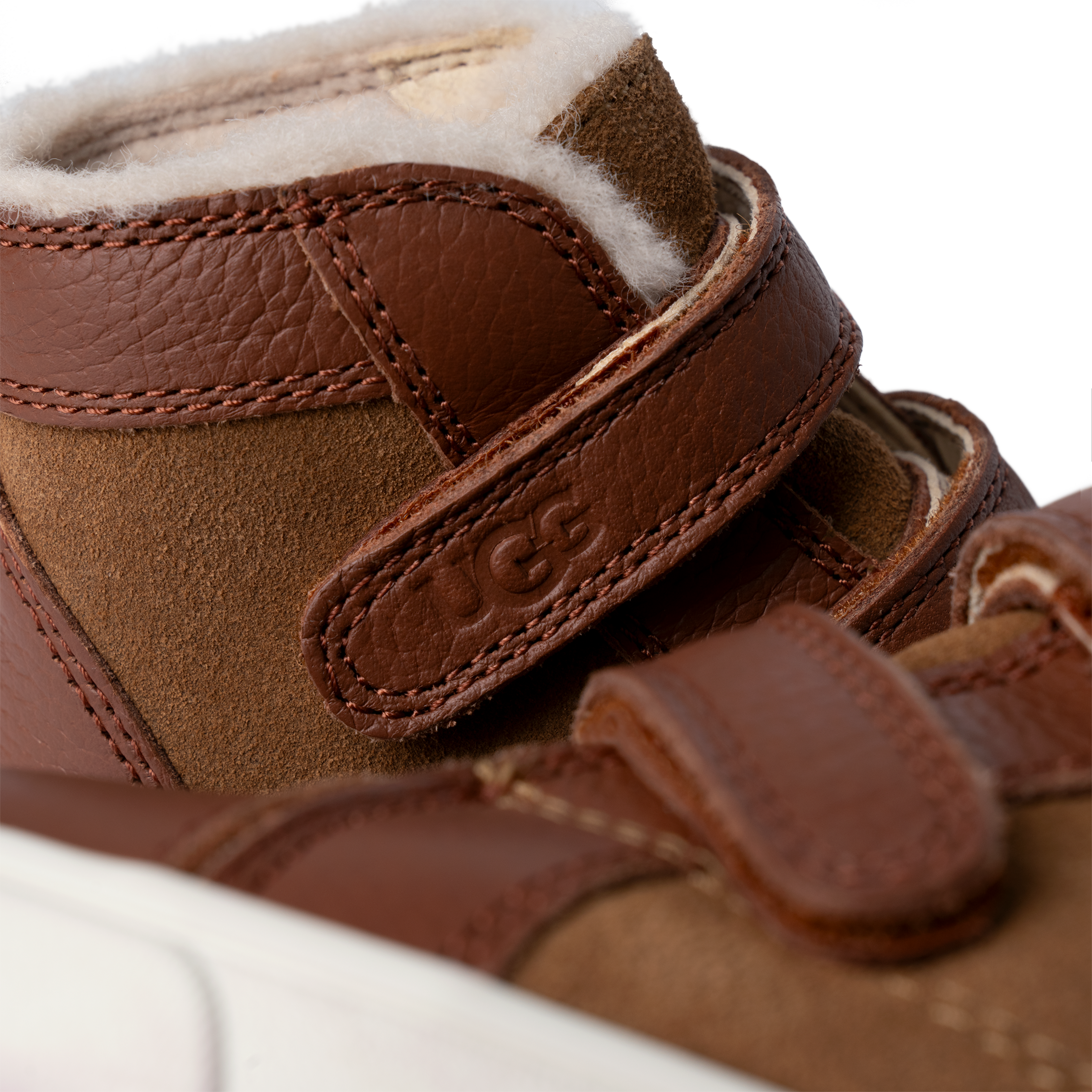 [1104989T-CHE] PRESCHOOL UGG RENNON II