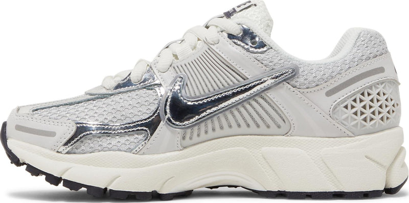 [FD0884-025] Womens Nike Zoom Vomero 5 (W) 'Photon Dust Metallic Silver'