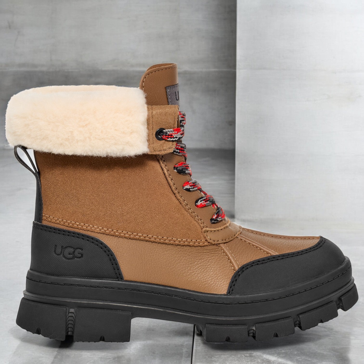 [1130524-CHE] WOMENS UGG ASHTON ADDIE