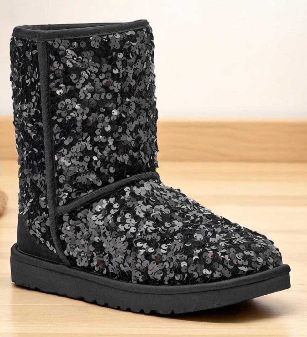 [1130650-BLK] Womens UGG CLASSIC SHORT CHUNKY SEQUIN BOOT