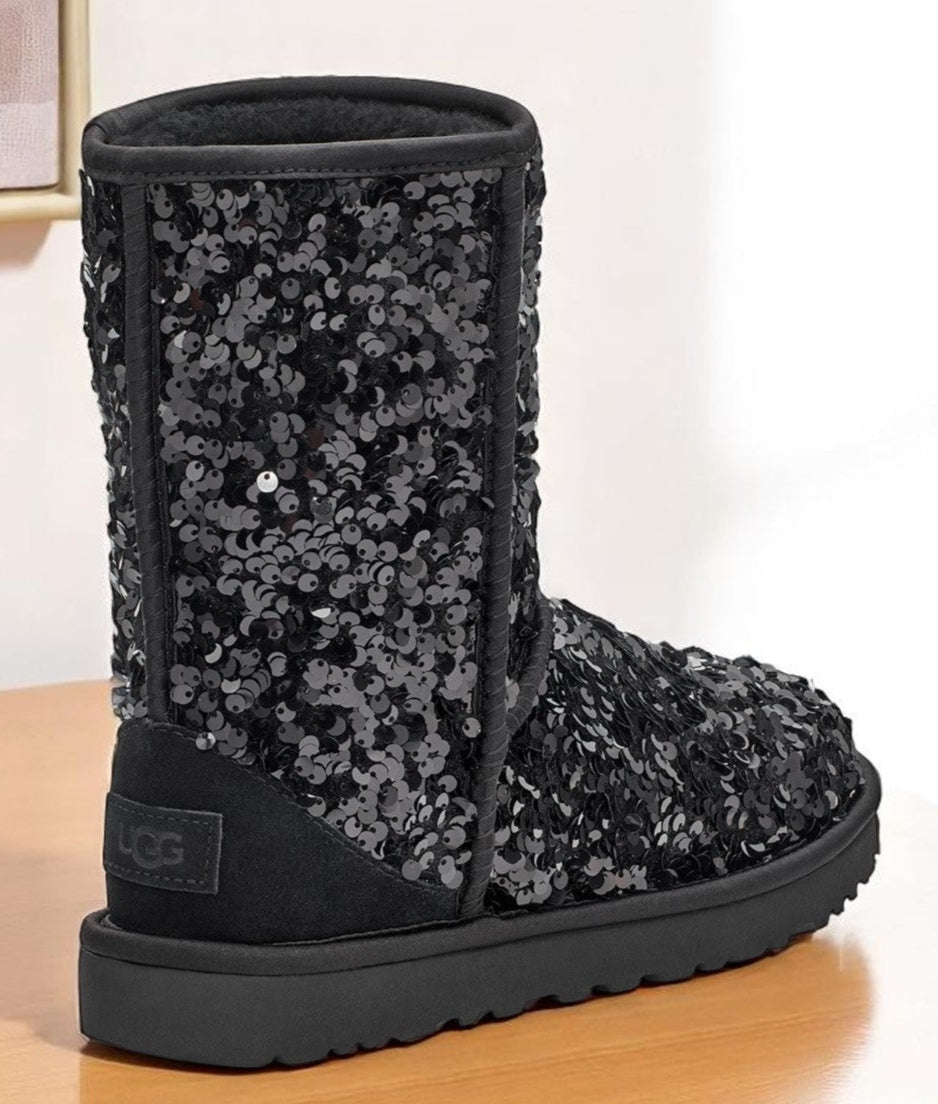 [1130650-BLK] Womens UGG CLASSIC SHORT CHUNKY SEQUIN BOOT