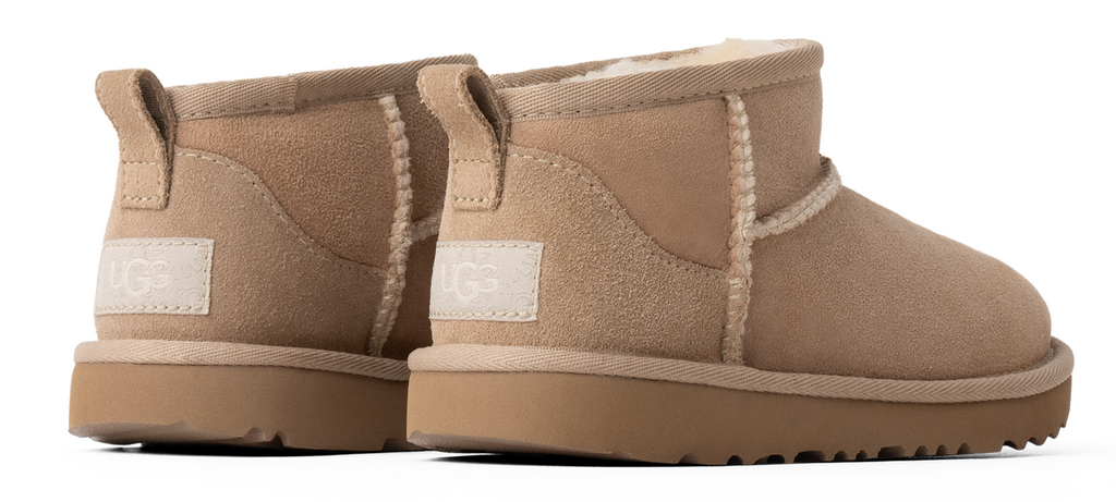 [1130750K-SAN] YOUTH UGG CLASSIC ULTRA MINI BOOT 'SAND'