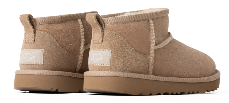 [1130750K-SAN] YOUTH UGG CLASSIC ULTRA MINI BOOT 'SAND'