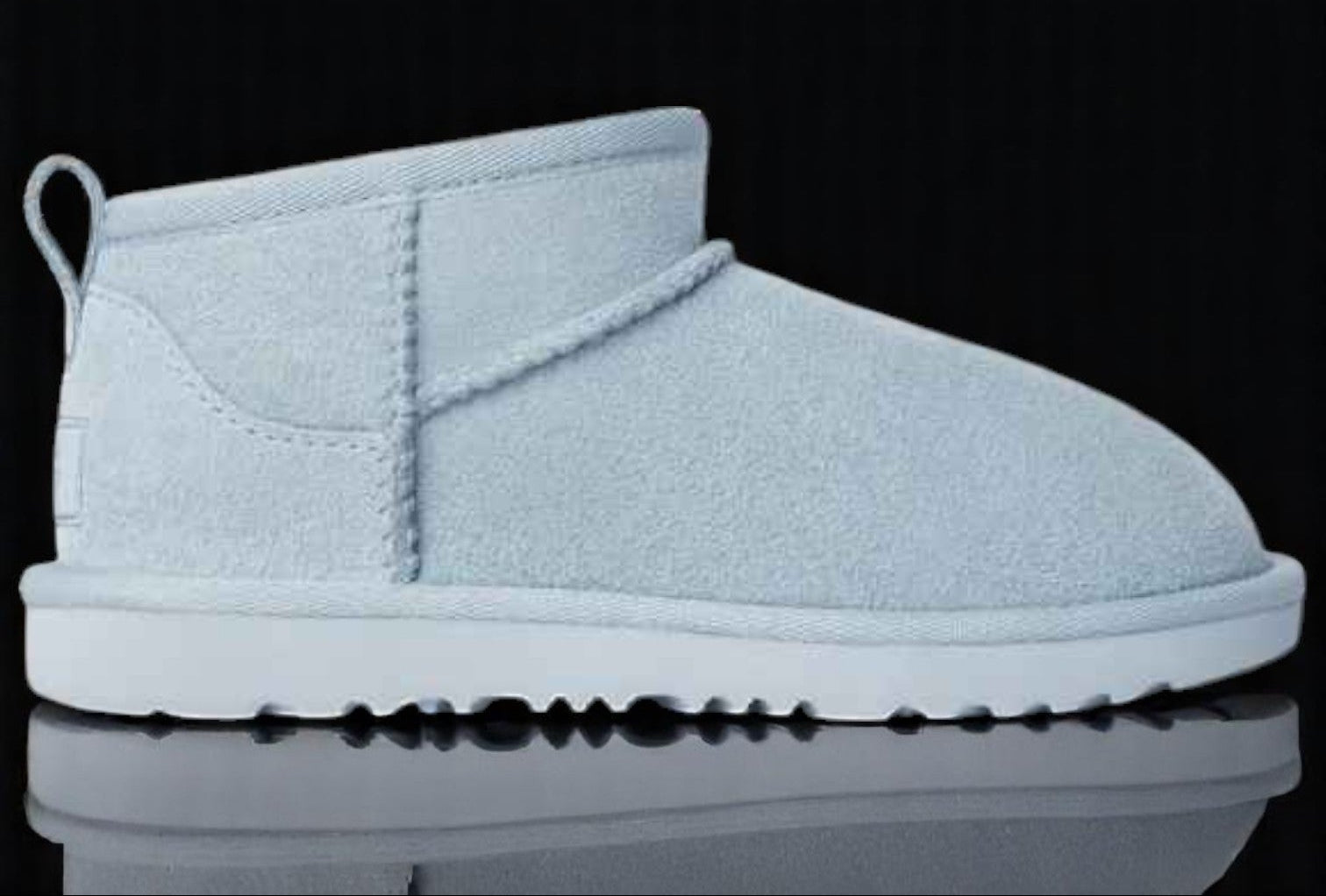 [1130750K-SFOA] YOUTH UGG CLASSIC ULTRAMINI