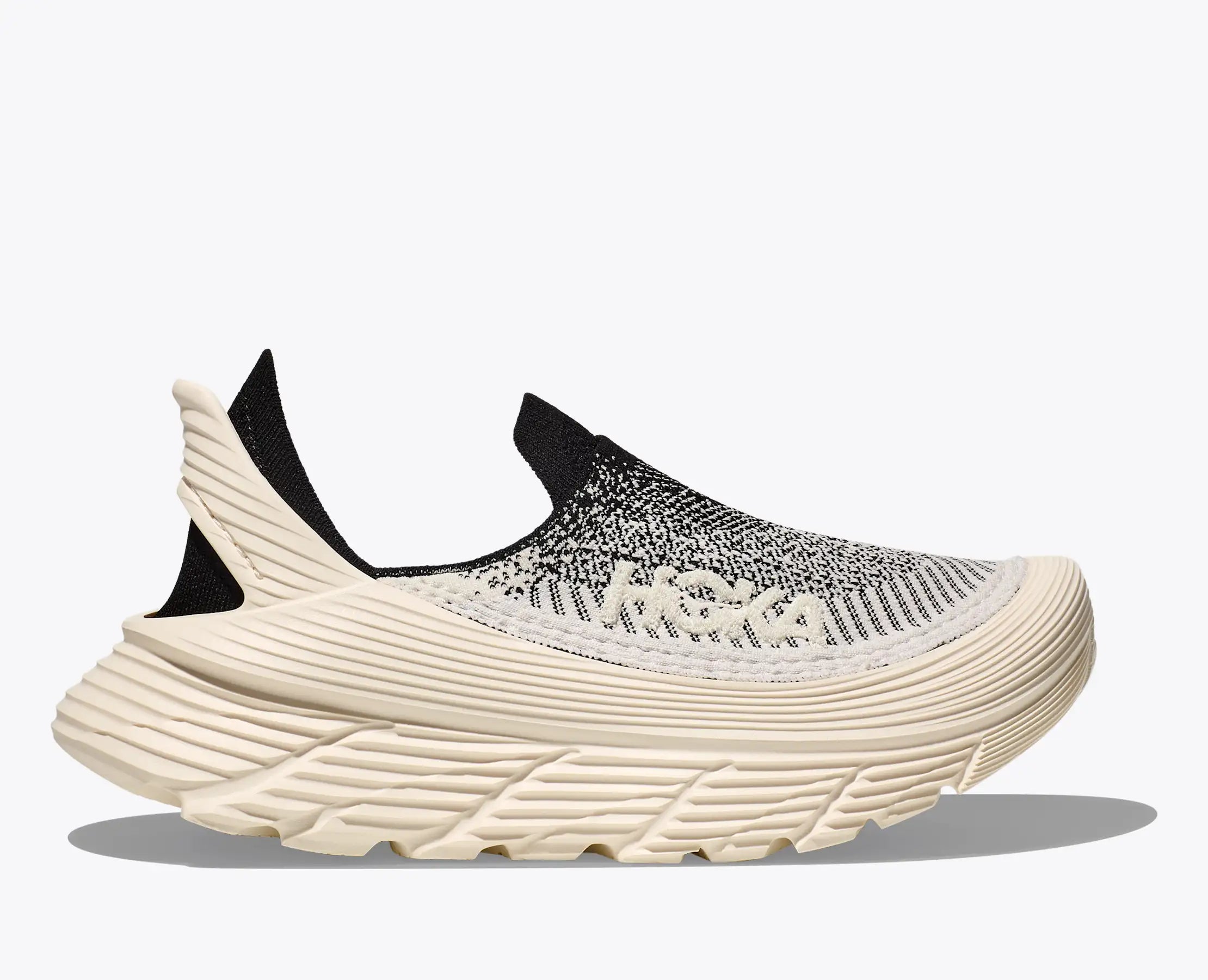 [1134532-BKLB] MENS HOKA RESTORE TC