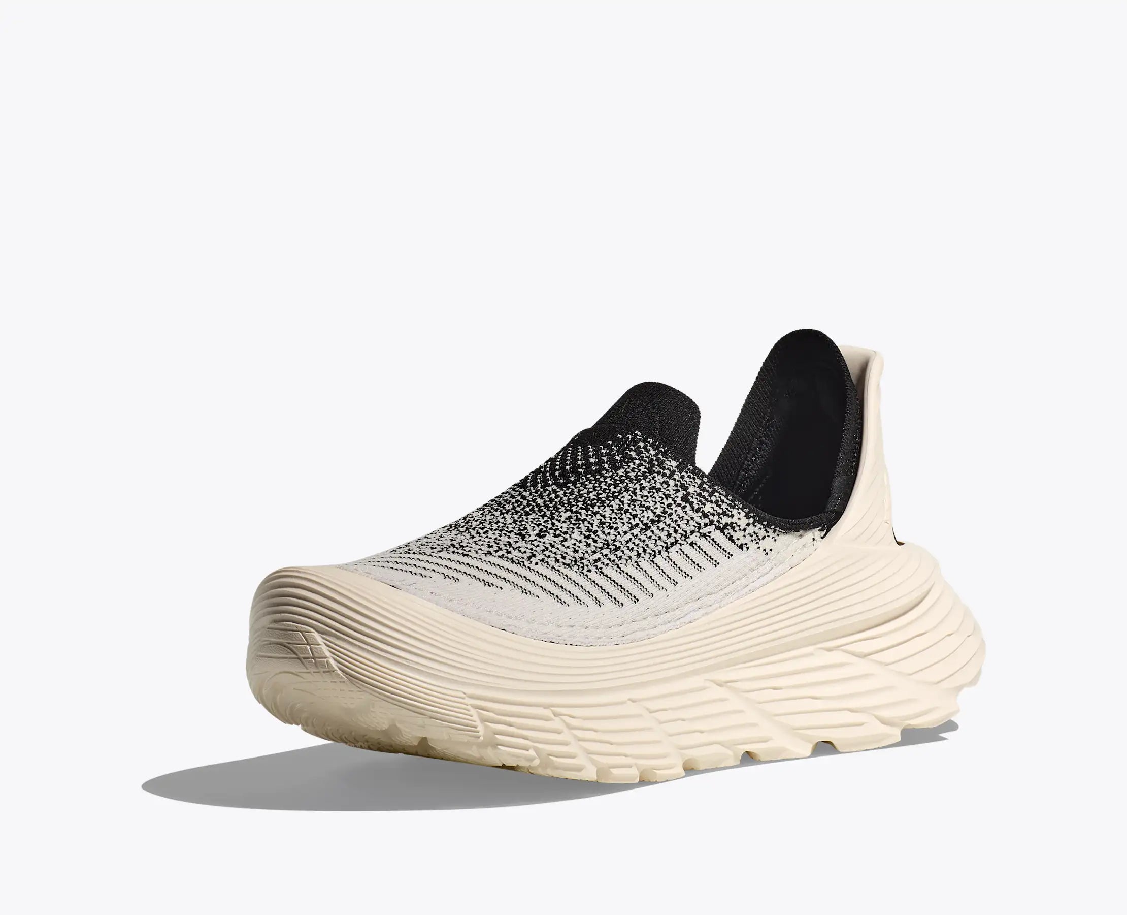 [1134532-BKLB] MENS HOKA RESTORE TC