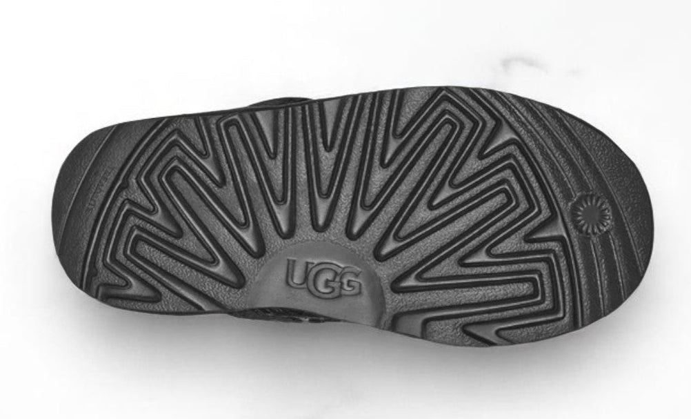 [1135330K-BLK] Kids UGG CLASSIC SHORT CHUNKY SEQUIN BOOT