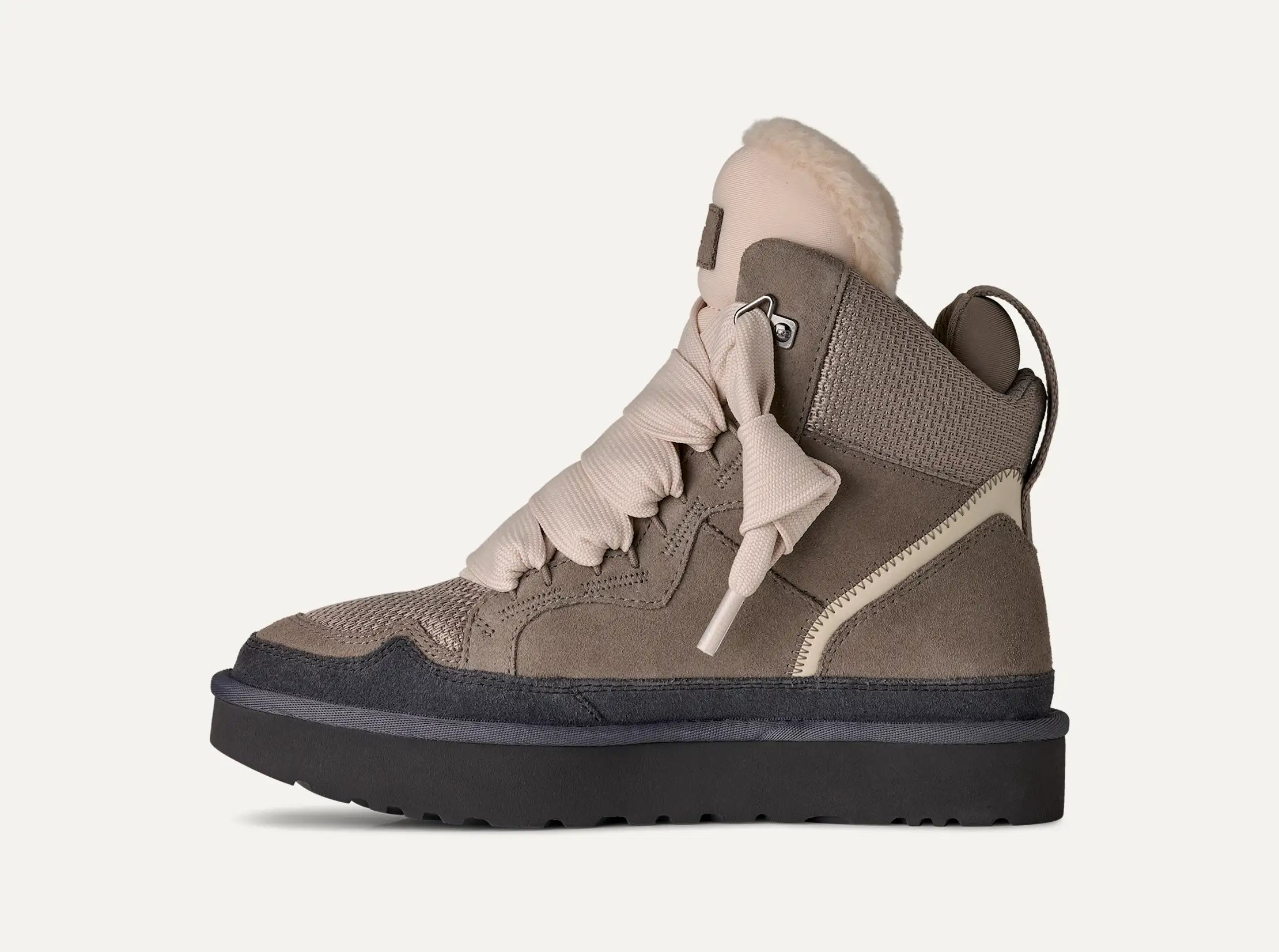 [1145390-CBBLG] WOMENS UGG HIGHMEL