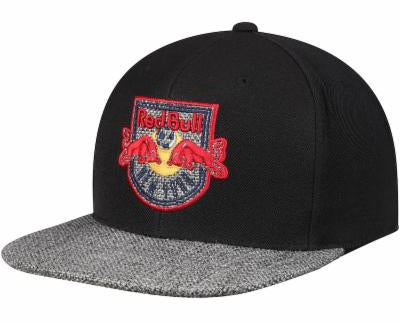[SH2713-NYR-2T-8LT] MENS MITCHELL & NESS MLS WOVEN TC FITTED RED BULLS